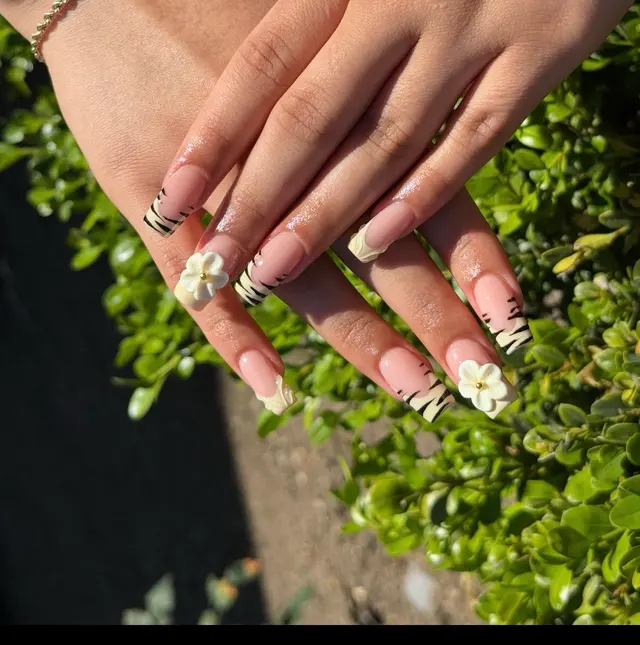 Aphina Nail Salon — photo from the business 8
