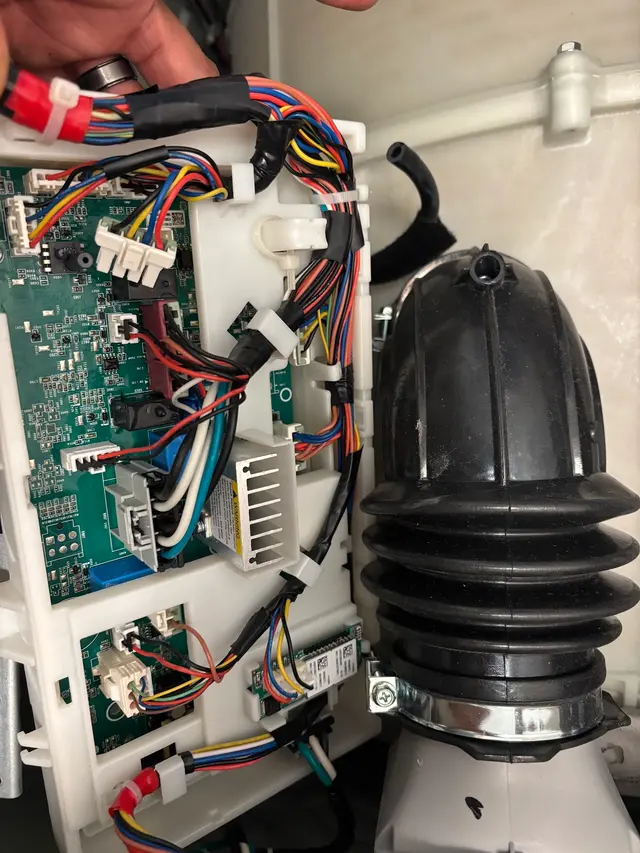 Appliance Fixicians — photo from the business 6
