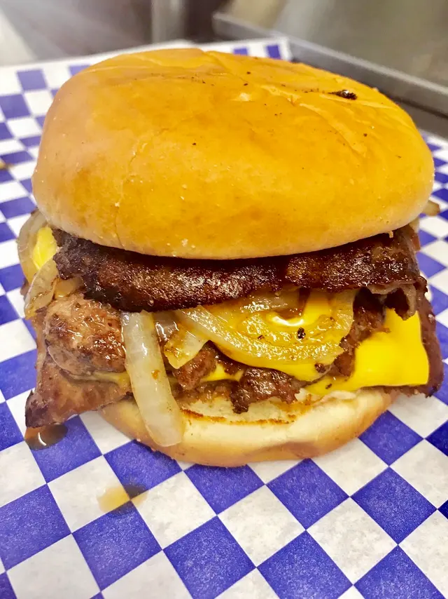 Week-End Burgers — photo from the business 2