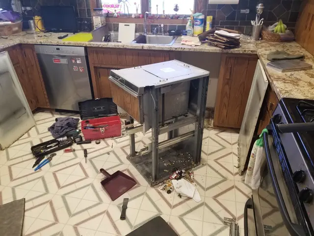Local Home Appliance — photo from the business 9