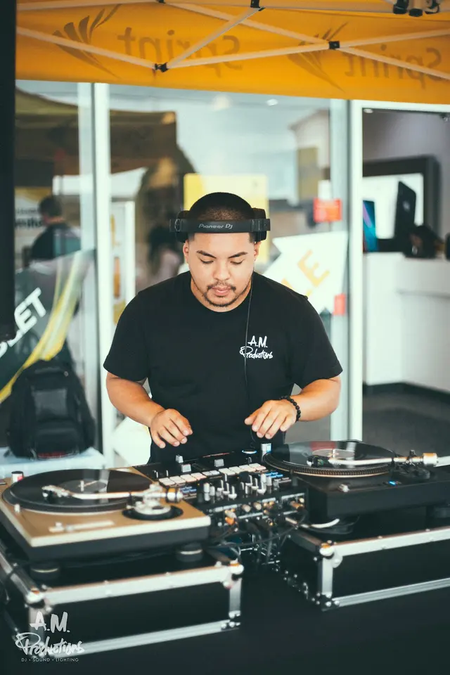 Houston Wedding DJ - A.M. Productions — photo from the business 8