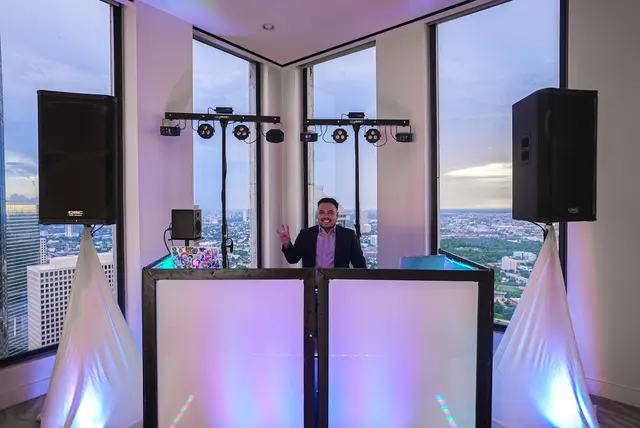 Houston Wedding DJ - A.M. Productions — photo from the business 4