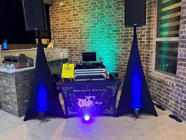 DJ foe life mobile services — photo from the business 6