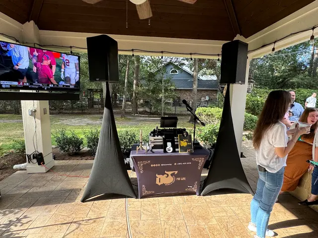 DJ foe life mobile services — photo from the business 10