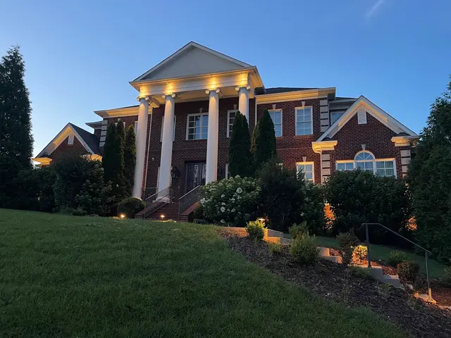Customer photo of work by Light Up Nashville, from Teresa Presley's review