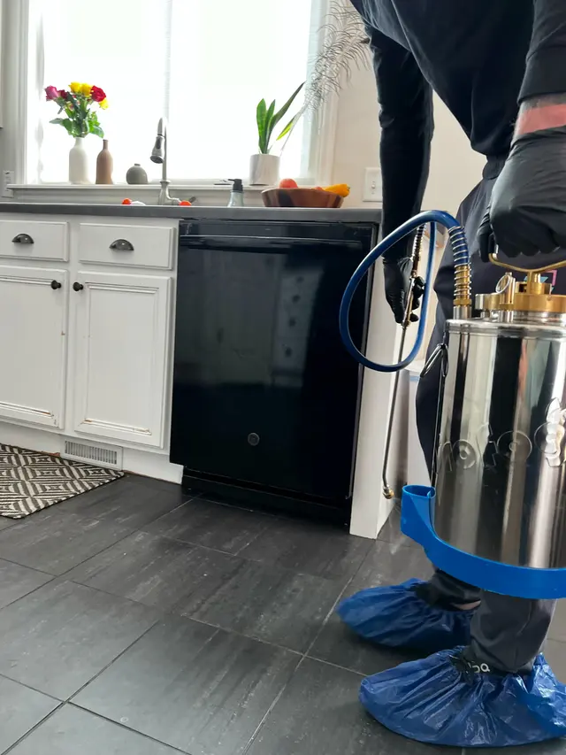 Zunex Pest Control — photo from the business 1