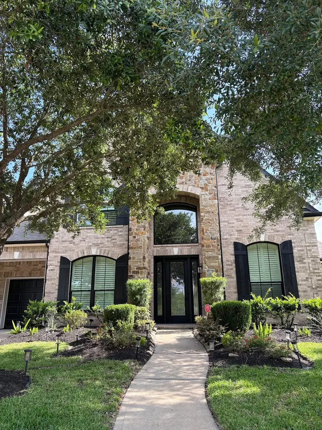 Pella Windows and Doors Showroom of Houston, TX — photo from the business 5