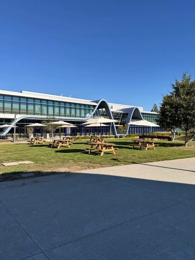 Vargas Event Rentals — photo from the business 12