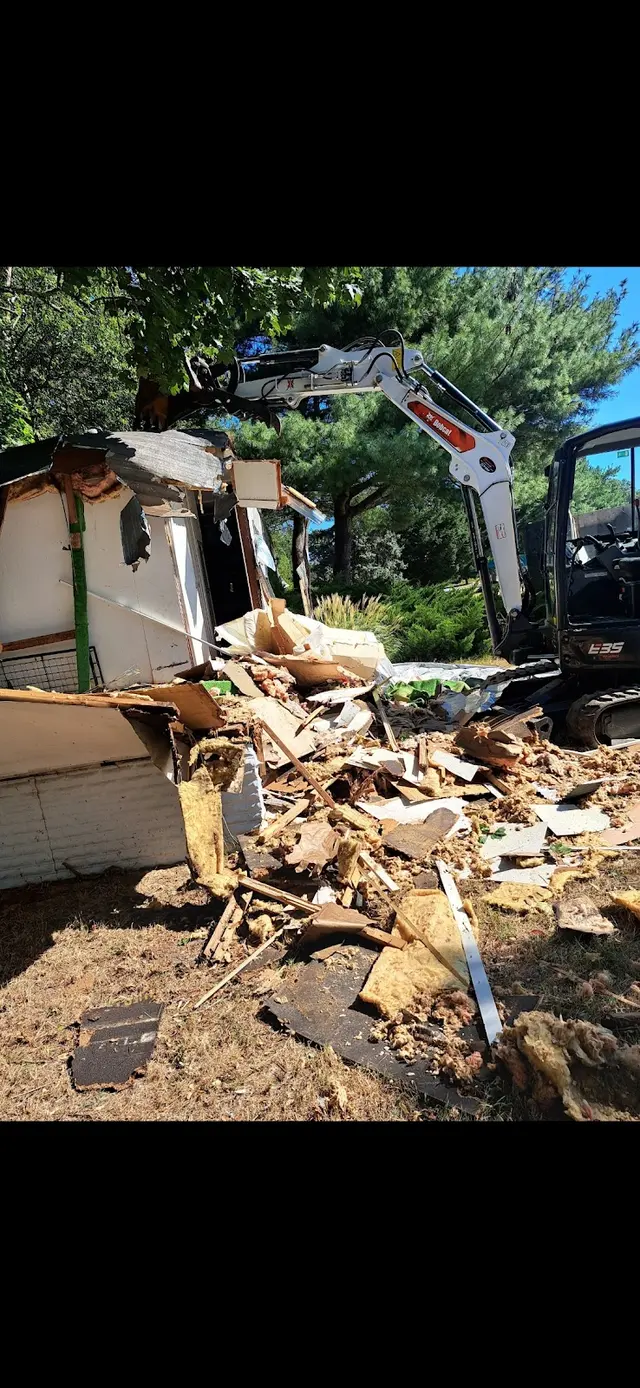 Fast junk pickup and demolition LLC — photo from the business 9