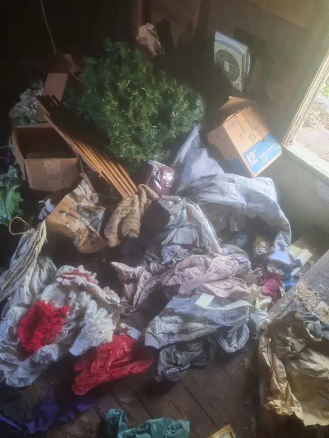 Fast junk pickup and demolition LLC — photo from the business 5