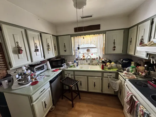 Insta Junk Removal & Demolition — photo from the business 10