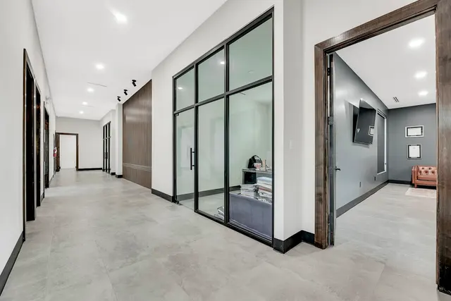 De La Garza Law Firm — photo from the business 1