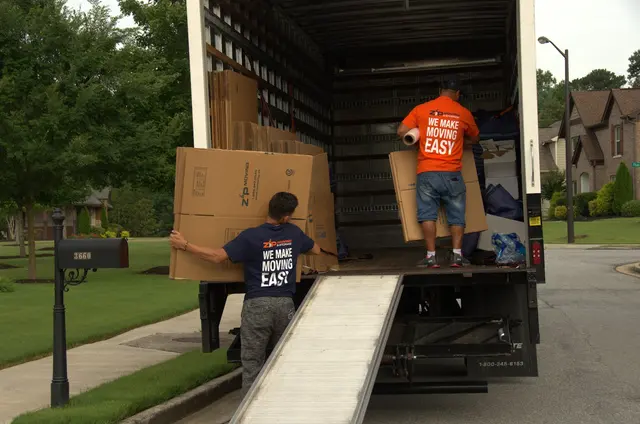 ZIP Moving & Storage — photo from the business 3