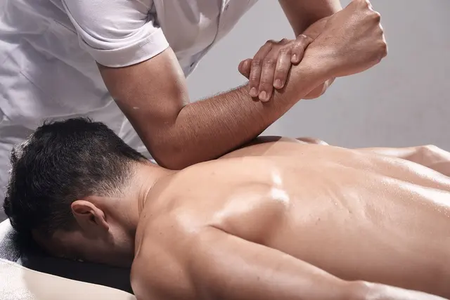 Happy Day Massage for Men — photo from the business 8