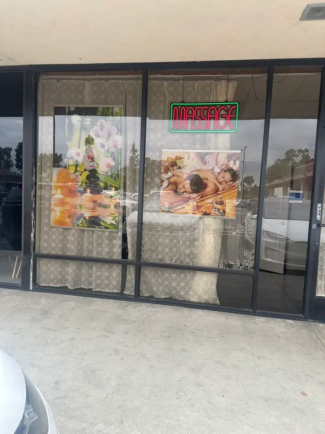 X H MASSAGE—Anaheim — photo from the business 7