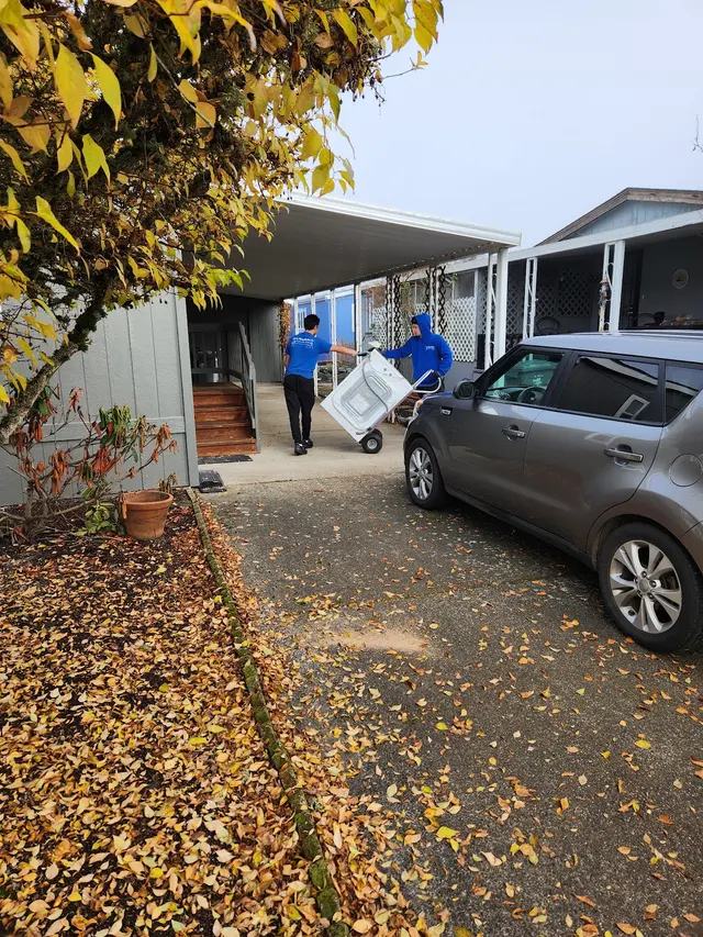 Skinny Wimp Moving Eugene — customer photo 7