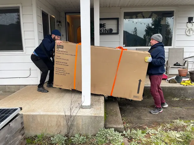 Cascade Moving & Logistics — customer photo 7