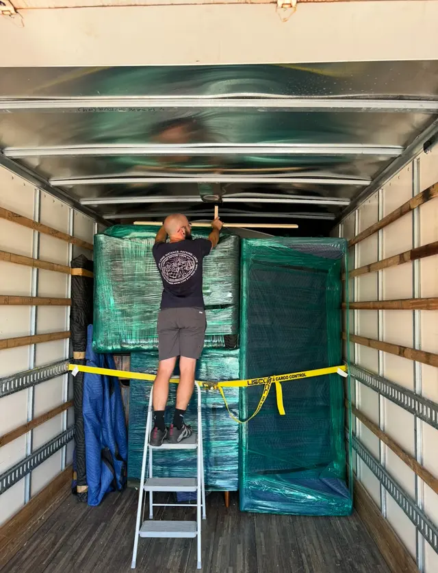 Cascade Moving & Logistics — photo from the business 8