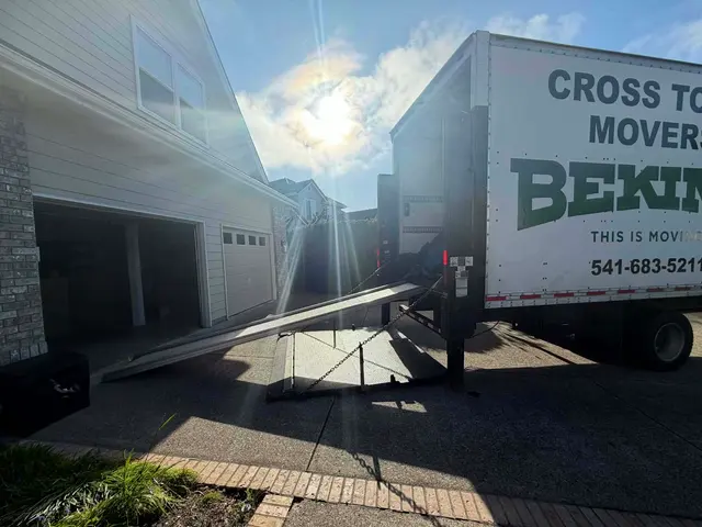 Cross Town Movers and Storage — photo from the business 4