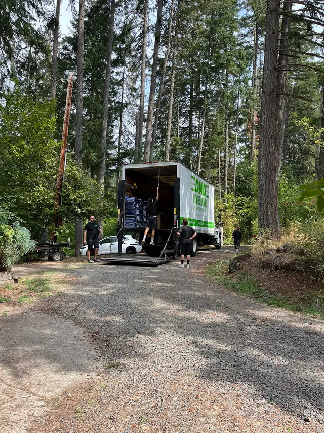 Davies Moving & Distribution LLC — customer photo 5