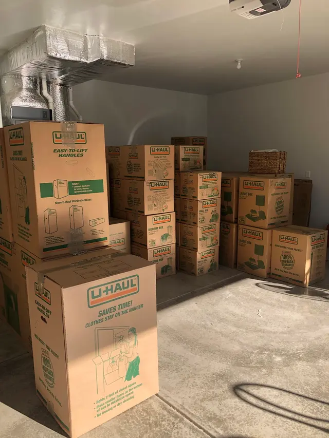 Davies Moving & Distribution LLC — photo from the business 3