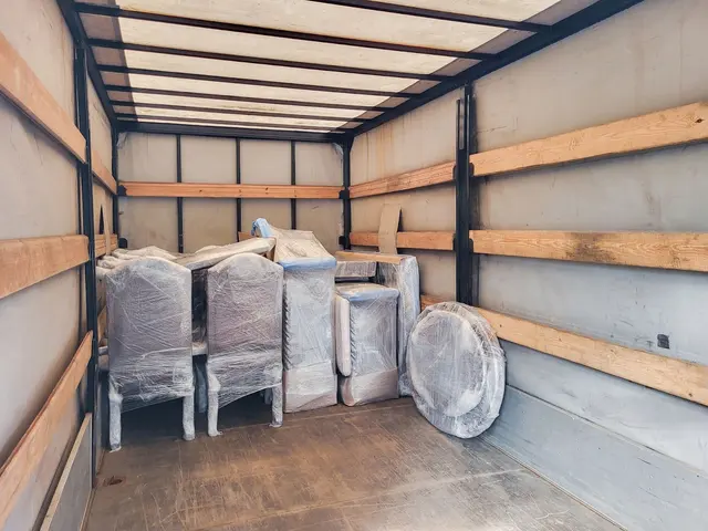 Easier Moving — photo from the business 8