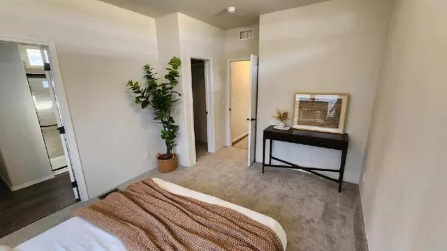 Easier Moving — photo from the business 5