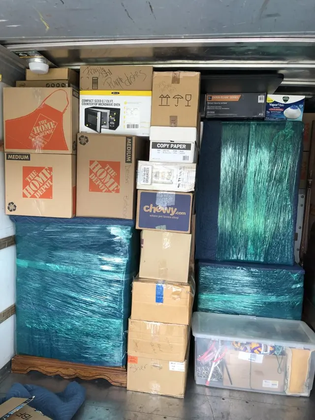 Easier Moving — photo from the business 12