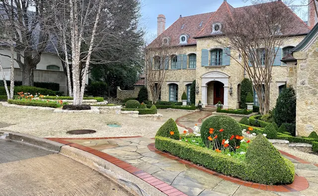 Splendid Gardens Landscaping — photo from the business 9