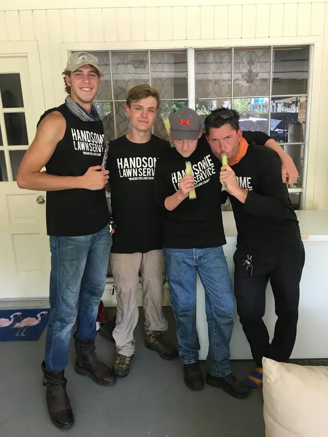 Handsome Lawn Service — photo from the business 11
