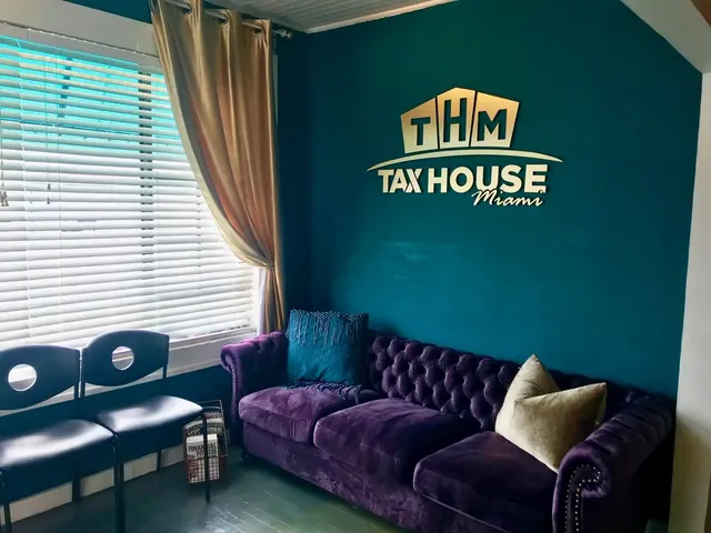 Tax House Miami — photo from the business 8