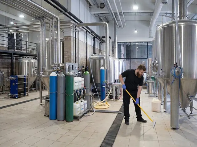 Helping Hands Commercial Cleaning — photo from the business 2
