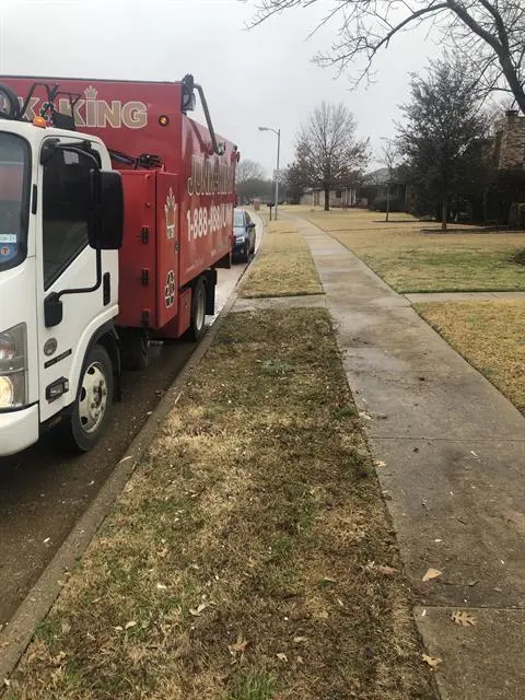 Junk King Dallas — photo from the business 10