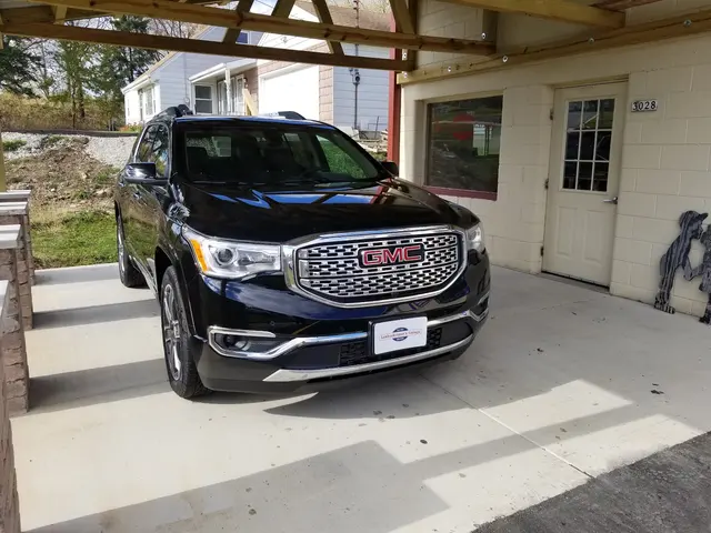 Laubenheimer's Garage Collision Center — customer photo 5
