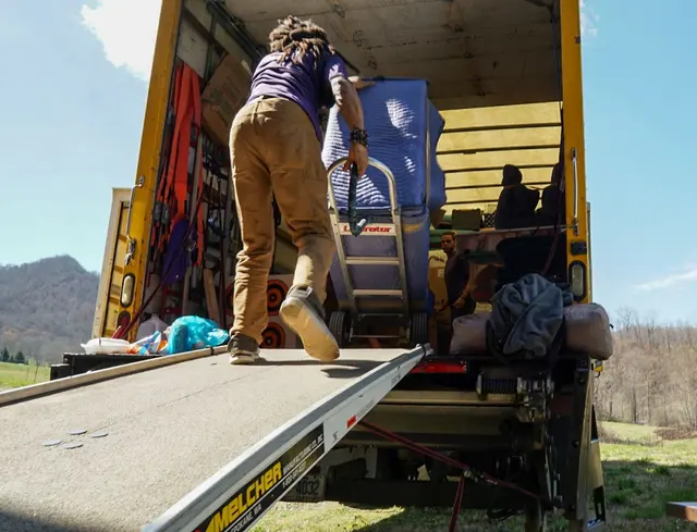 Movers Near Me, LLC — photo from the business 5