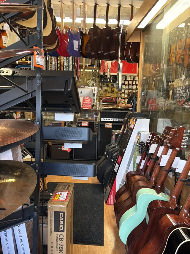 Lincoln Music House — customer photo 4