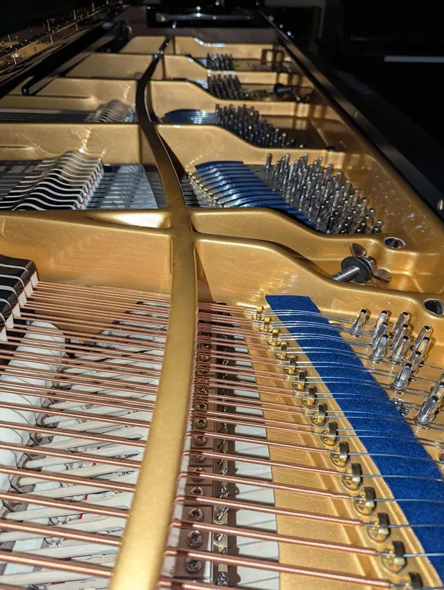 Hulbert Piano — photo from the business 9