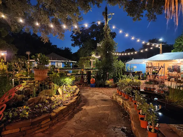 Gripon Gardens at Lynn's Inc. — photo from the business 5