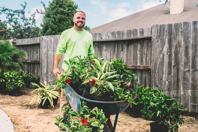 Greenscapes Lawn & Landscape — photo from the business 1