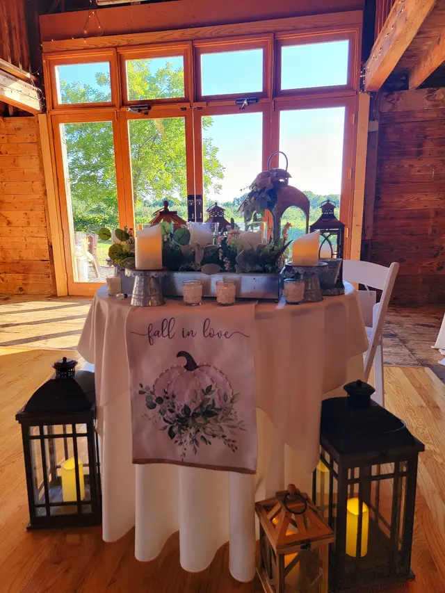 Smith Barn — photo from the business 10