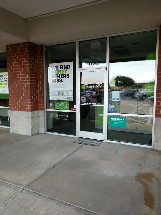 H&R Block — customer photo 4