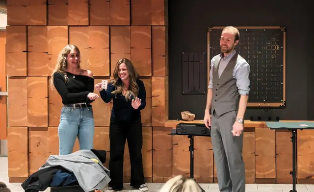 Erik The Magician — photo from the business 4
