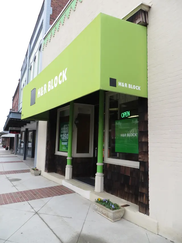 H&R Block — customer photo 7