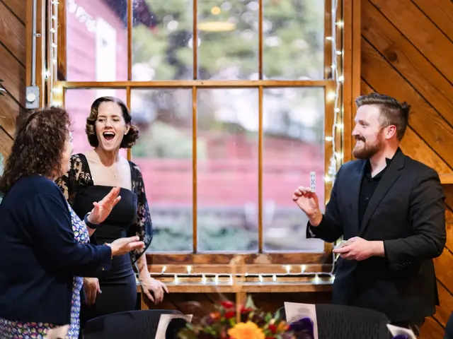 Magician & Mentalist Finn Joseph — photo from the business 4