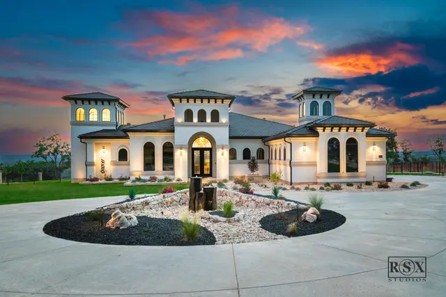 Delta Outdoor Lighting — photo from the business 4