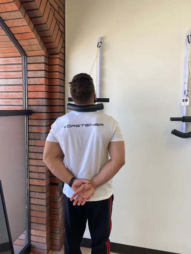 DK SPINE CHIROS — photo from the business 8