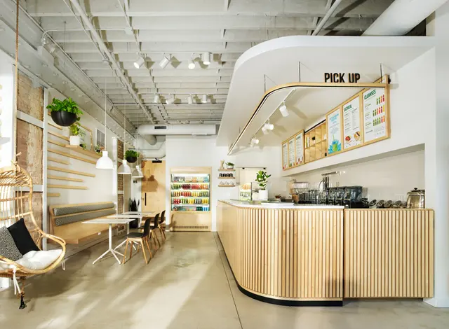 Pure Green - Juice Bar Fulton Market — photo from the business 7
