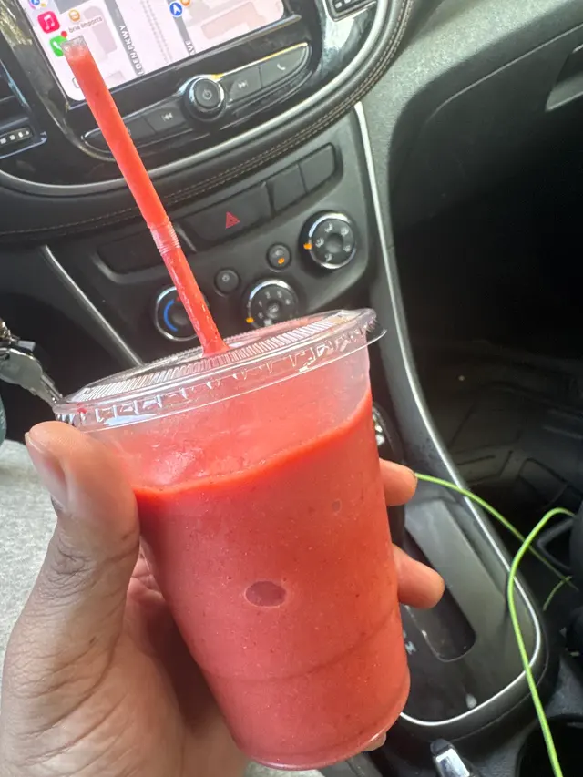 Customer photo of work by Bani's Beets Cold-Pressed Juicery, from Marqus Whitman's review