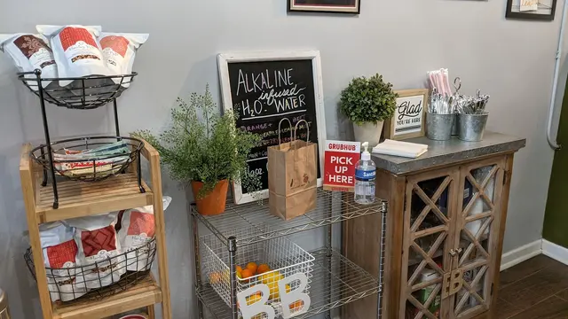 Bani's Beets Cold-Pressed Juicery — customer photo 10
