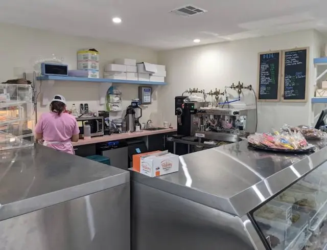The Sweet Tooth Parlor Bakery | Cakes & Baked Goods — photo from the business 4